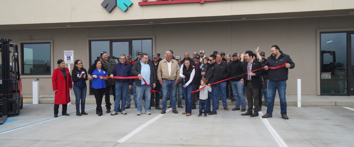 Valley Forklift Cuts Red Ribbon on Earlimart Location Boasting New 13,200 Sq. Foot Facility